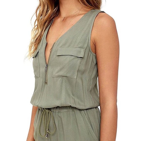 ❗️LAST ONE❗️Army Green Utility Romper [N] - Picture 5 of 6